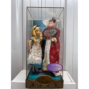 Disney Fairytale Designer Collection Alice & Queen